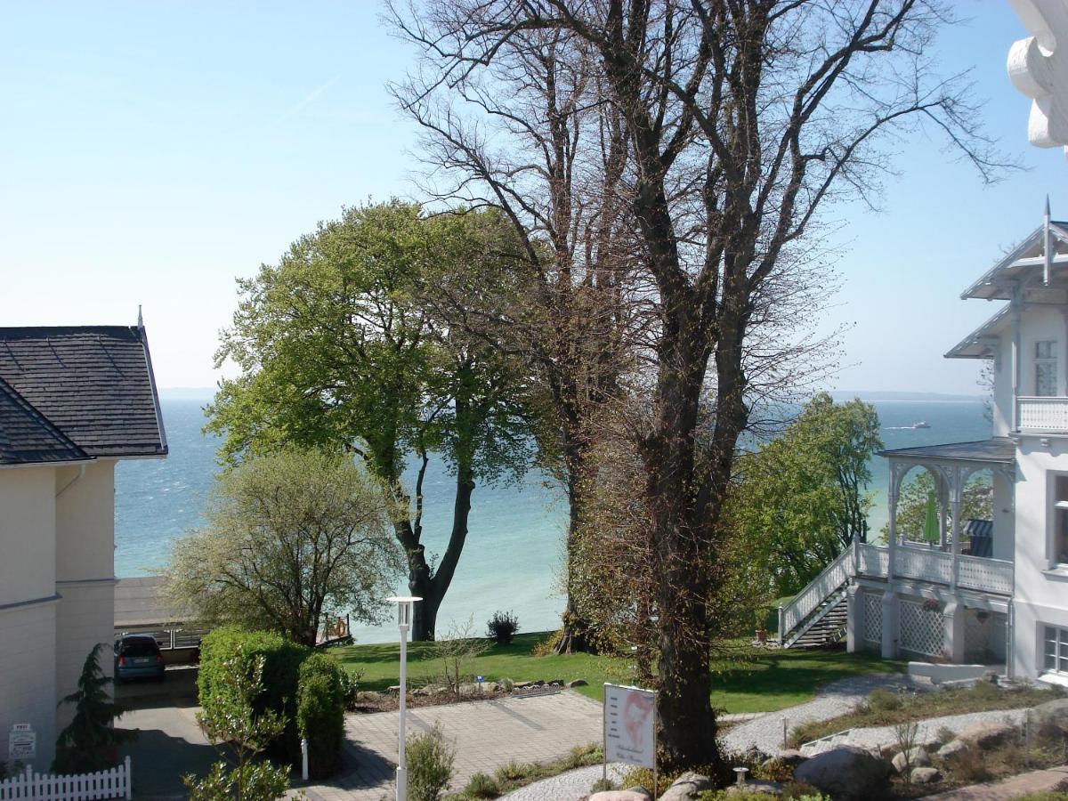 Villa Ostseelilie - Appartements Mit Balkon Und Meerblick Засниц Экстерьер фото