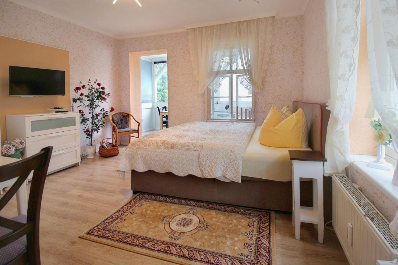 Villa Ostseelilie - Appartements Mit Balkon Und Meerblick Засниц Экстерьер фото