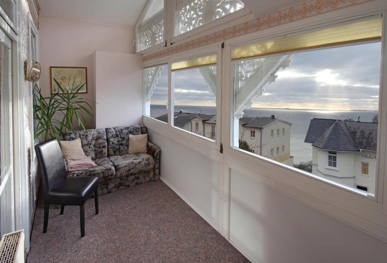 Villa Ostseelilie - Appartements Mit Balkon Und Meerblick Засниц Экстерьер фото