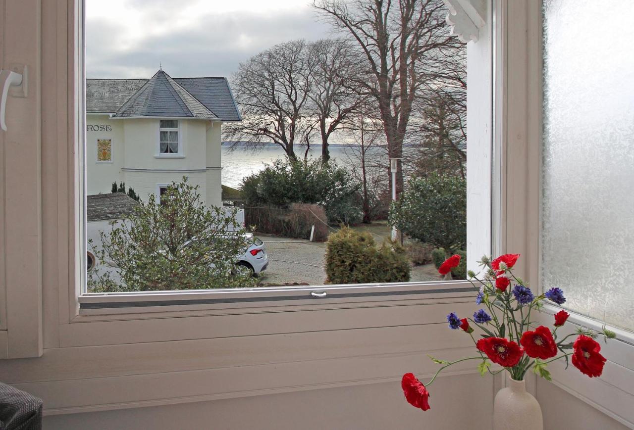 Villa Ostseelilie - Appartements Mit Balkon Und Meerblick Засниц Экстерьер фото