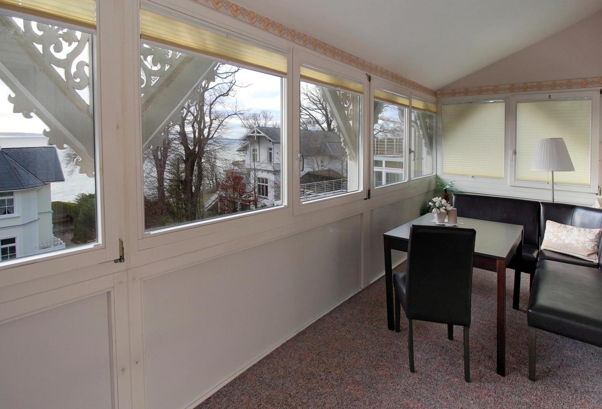 Villa Ostseelilie - Appartements Mit Balkon Und Meerblick Засниц Номер фото