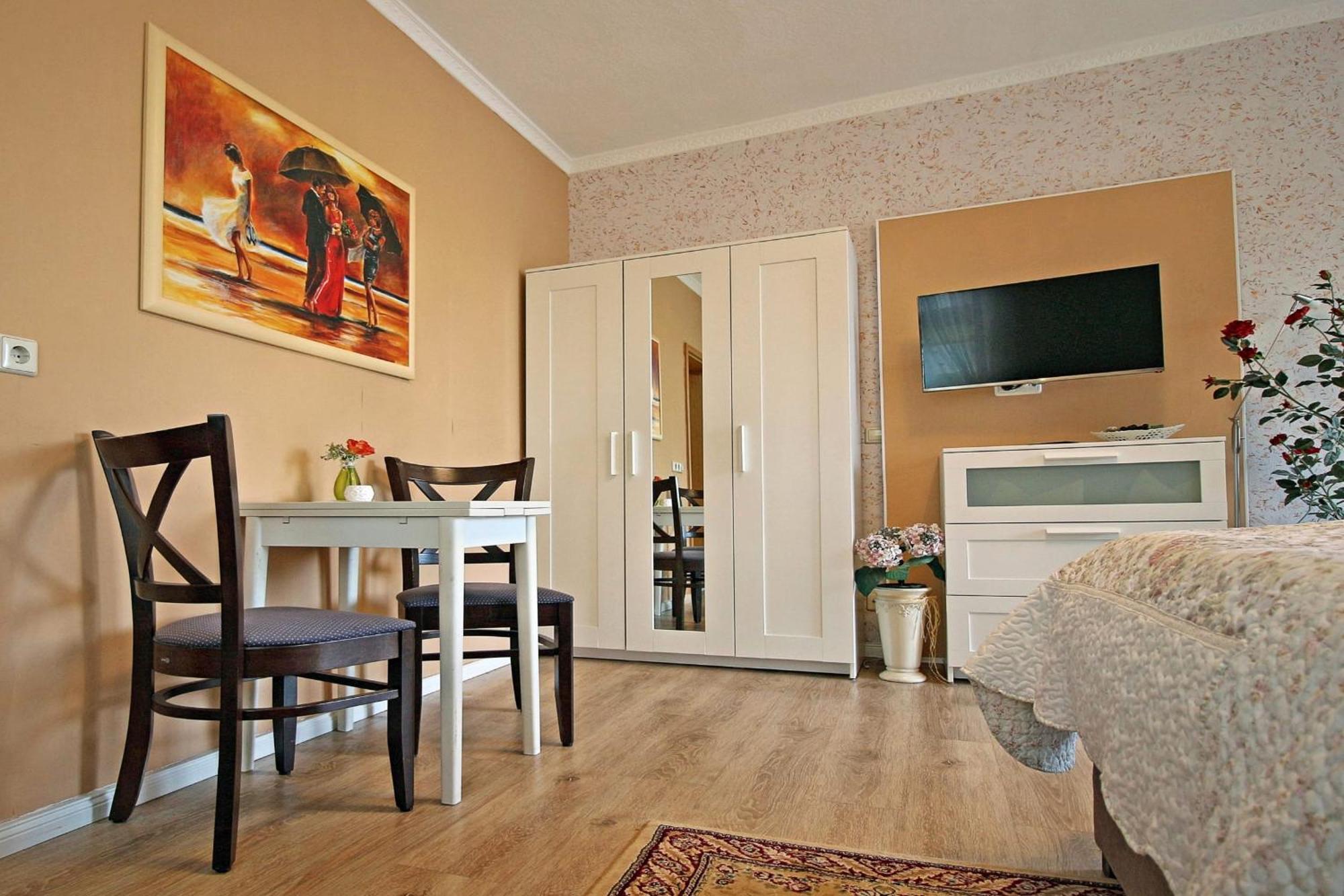 Villa Ostseelilie - Appartements Mit Balkon Und Meerblick Засниц Номер фото